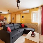 Casa di Spili